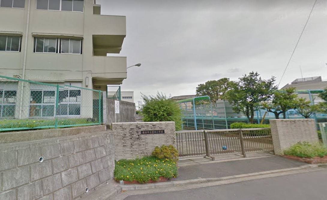 小学校　豊田小学校（小学校）まで310m