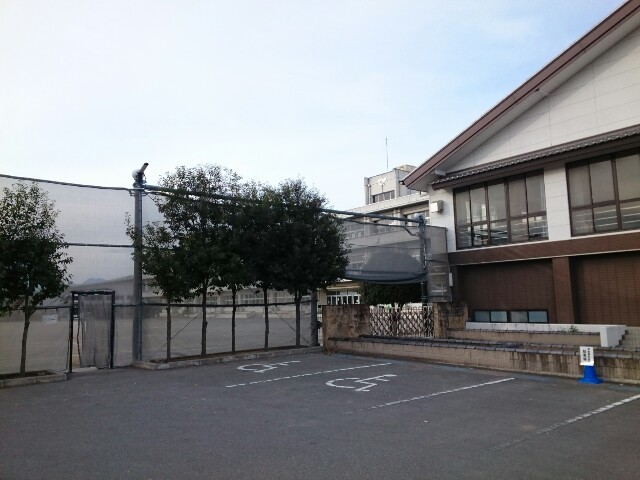 小学校　町立福島小学校（小学校）まで800m