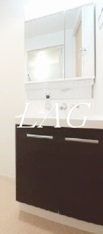 洗面設備　洗面台です。