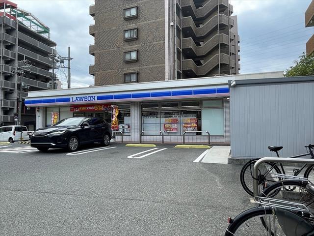 コンビニ　ローソン（コンビニ）まで1689m