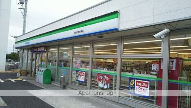 コンビニ　ローソン箕面小野原東三丁目店（コンビニ）まで412m