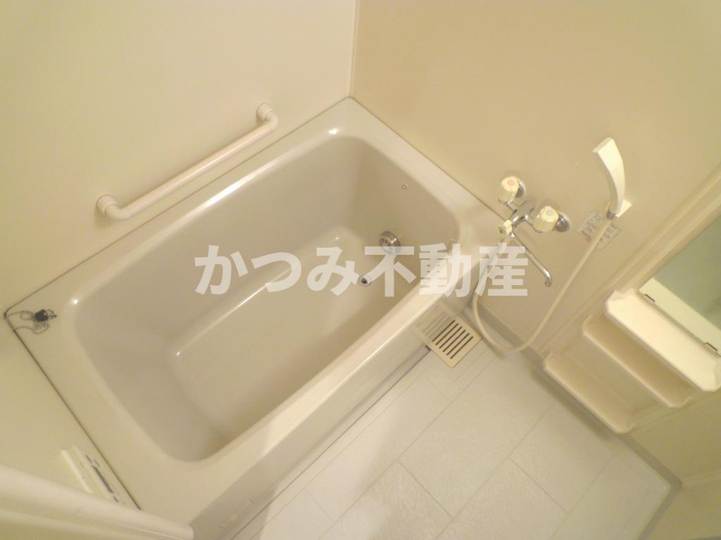 バス・シャワールーム　別部屋参考写真