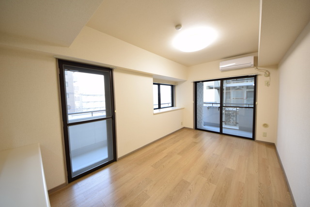 居室・リビング　～明るいお部屋です～