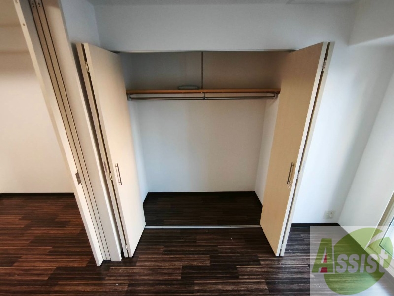 収納　寝室の収納です。部屋がすっきり片付きます。