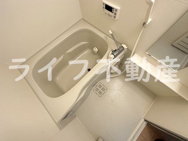 バス・シャワールーム　ゆったり過ごせるお風呂です