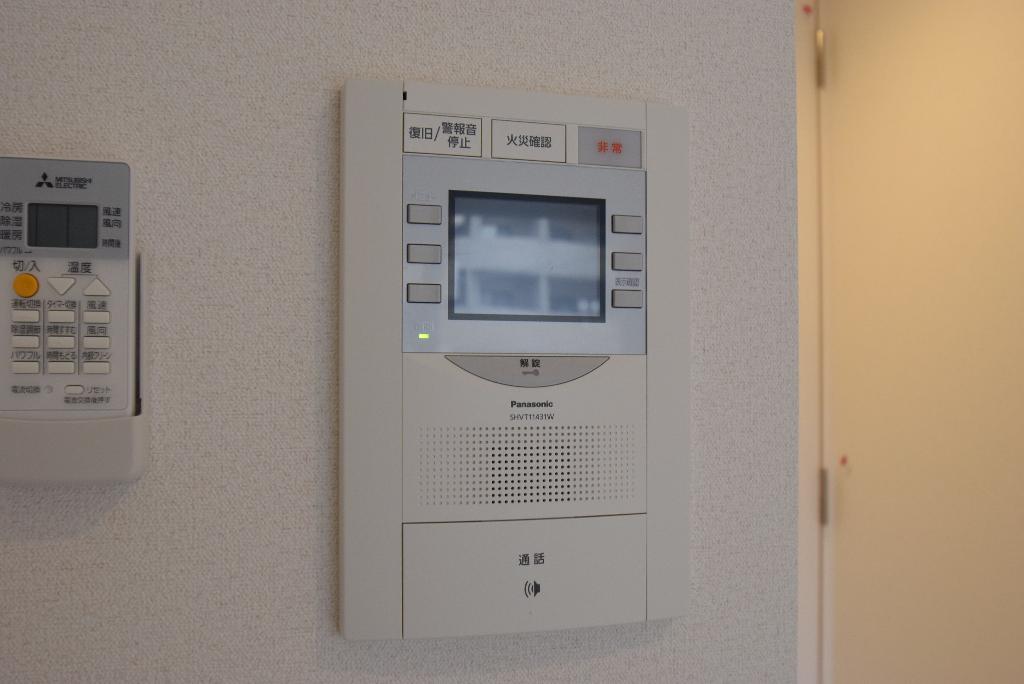 セキュリティ　カメラ付インターホン