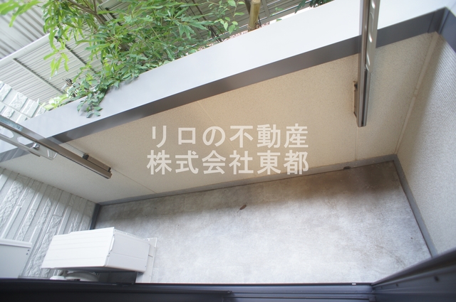 バルコニー　バルコニー付！お天気のいい日は洗濯物も気持ちよく干せますね！