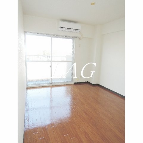 居室・リビング　洋室のお部屋です。