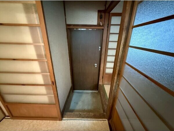 玄関