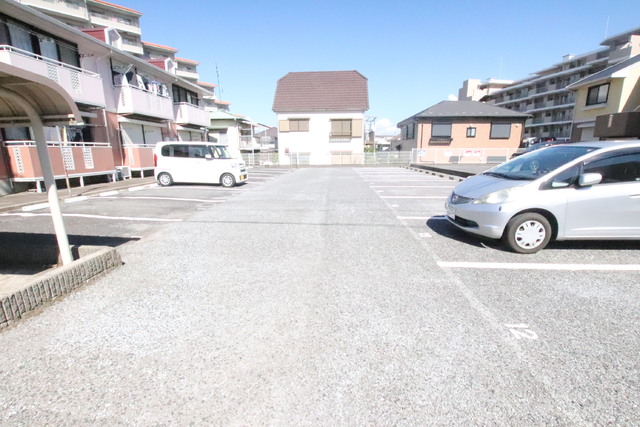 駐車場　敷地内駐車場※空き要確認