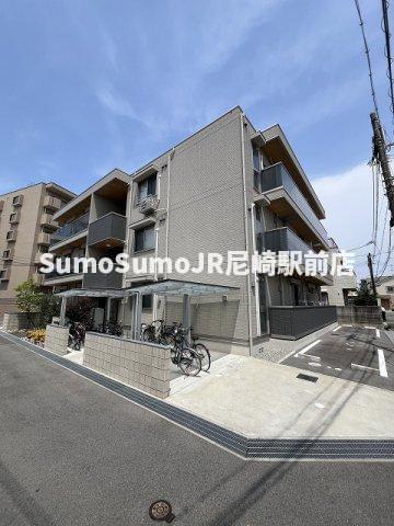 建物外観　落ち着いた雰囲気の外観です