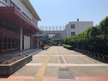 中学校　大阪市立大領中学校（中学校）まで589m