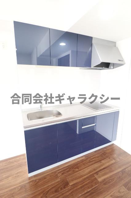 キッチン　2口IHコンロのシステムキッチンです