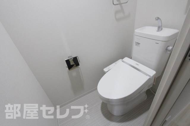 トイレ　２０２号室撮影