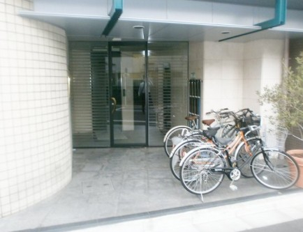 エントランス　☆共用部分☆