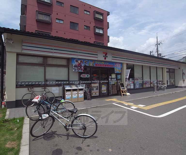 コンビニ　セブンイレブン京都太秦安井店（コンビニ）まで100m