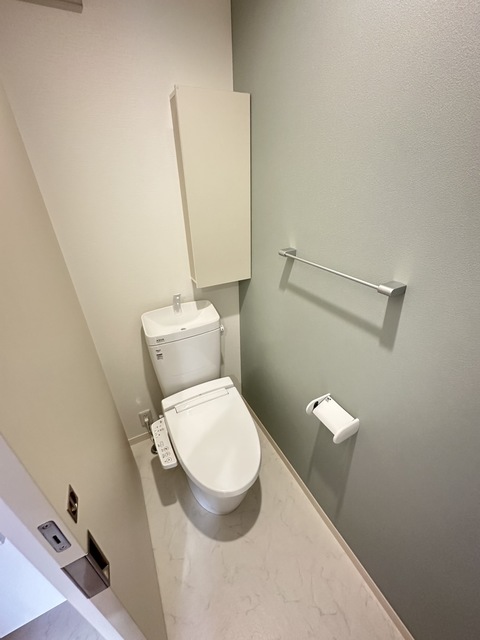 トイレ　同施工会社参考写真です