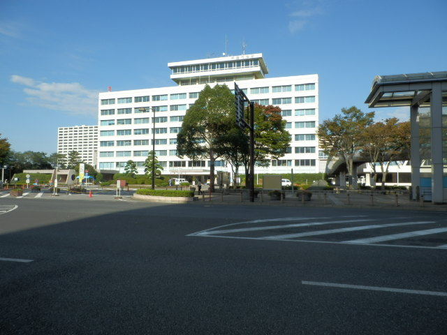 役所　千葉市役所（役所）まで636m