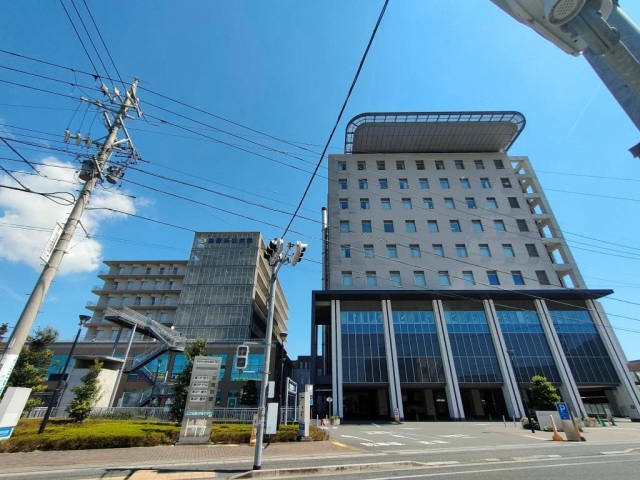 病院　社会福祉法人聖隷福祉事業団総合病院聖隷浜松病院（病院）まで414m