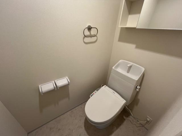 トイレ　シャワー付トイレ