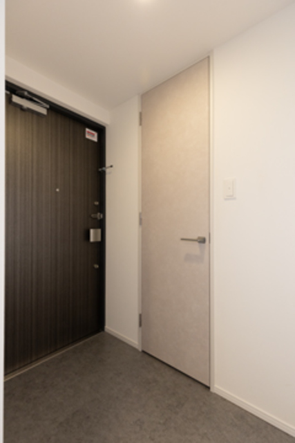 玄関　※写真は同タイプ住戸です。