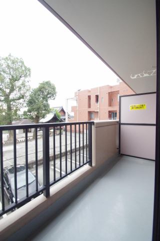 バルコニー　※写真は別号室のものですので現状優先とさせていただきます。