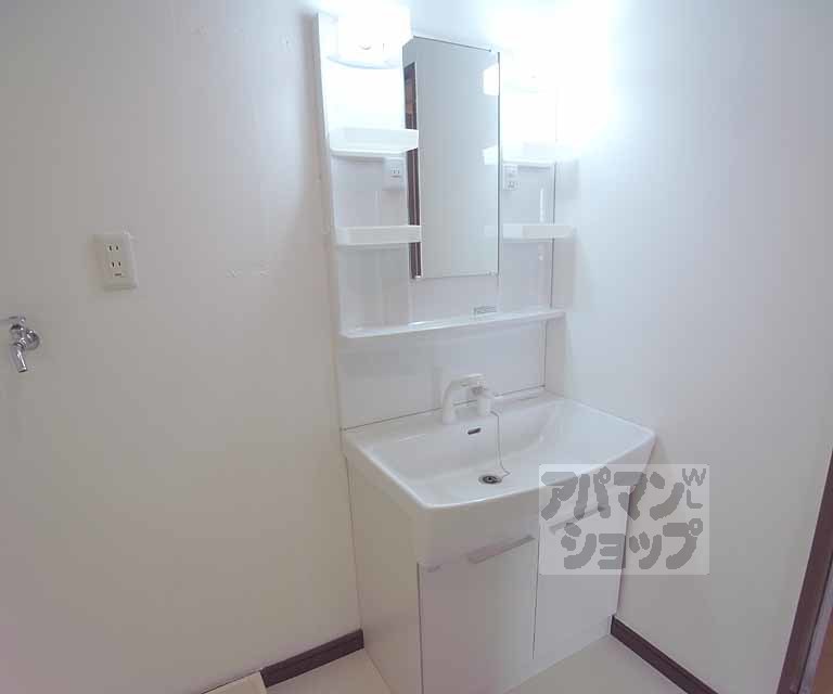 洗面設備　シャンプードレッサー。