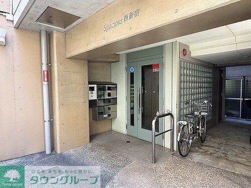 エントランス　エントランス　※2024年9月撮影