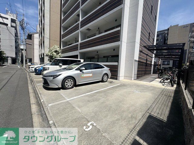 駐車場　駐車場