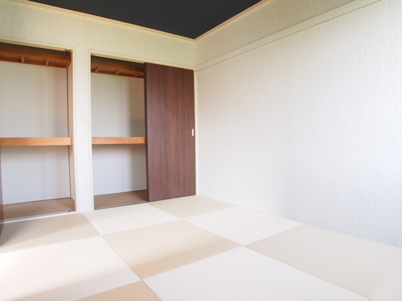 コンビニ　セブンイレブン藤沢辻堂高砂店（コンビニ）まで296m