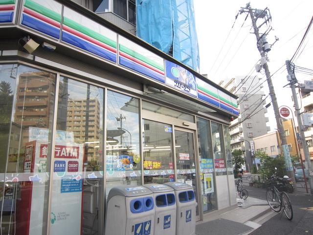 コンビニ　スリーエフ（コンビニ）まで600m