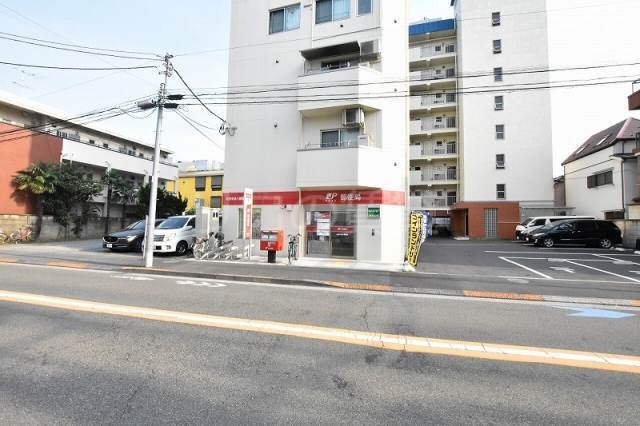 郵便局　中央８郵便局（郵便局）まで675m