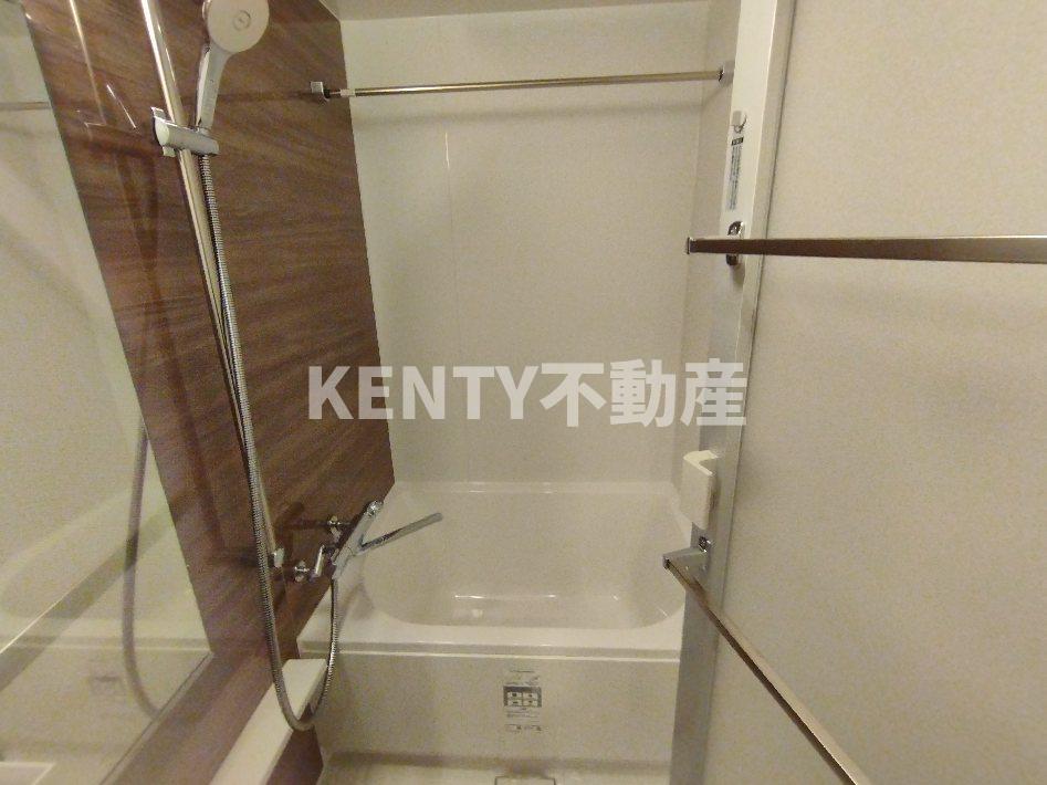 バス・シャワールーム　ゆったり過ごせるお風呂です