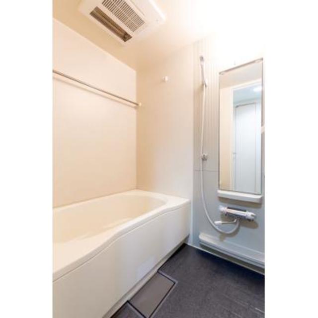 バス・シャワールーム　※写真は同タイプ住戸です。