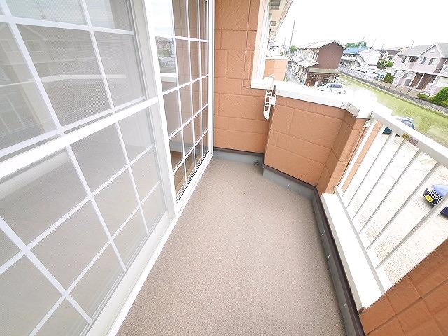 バルコニー　バルコニー付きです