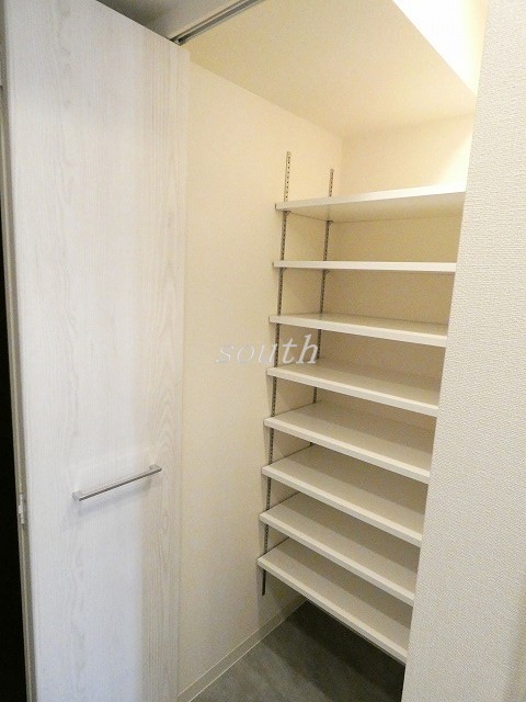 プレサンス上町台筆ヶ崎NORTHの内装写真