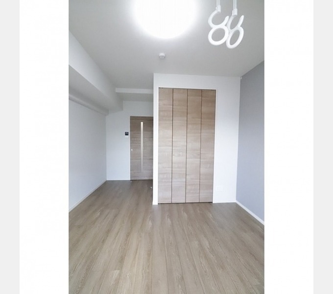 居室・リビング　8.6帖のフローリングのお部屋です☆