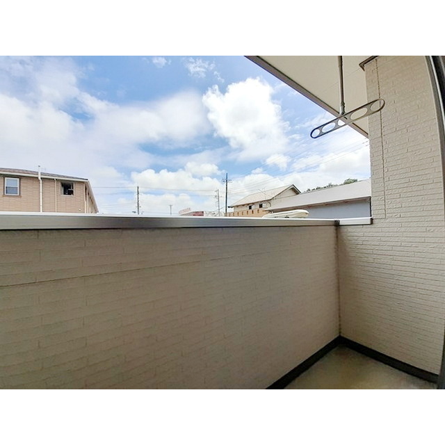 バルコニー　毎日お洗濯を干せますね