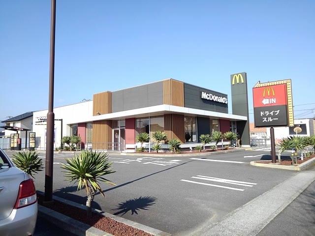 飲食店　マクドナルド小郡七夕通り店（飲食店）まで580m