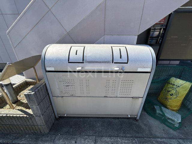 ピアリープレイスの外観写真