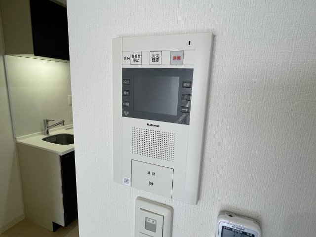 セキュリティ　TVモニター付きインターホンです