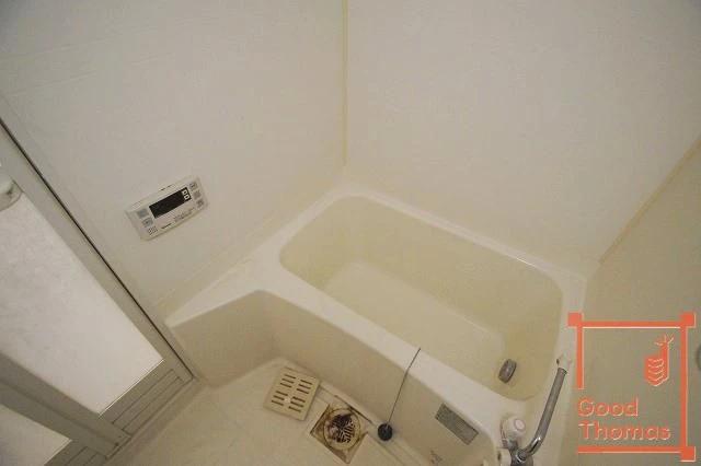 バス・シャワールーム　反転タイプの参考写真です。