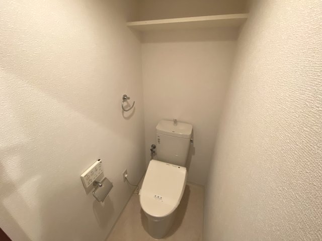 レジデンスFFM千里丘のトイレ写真