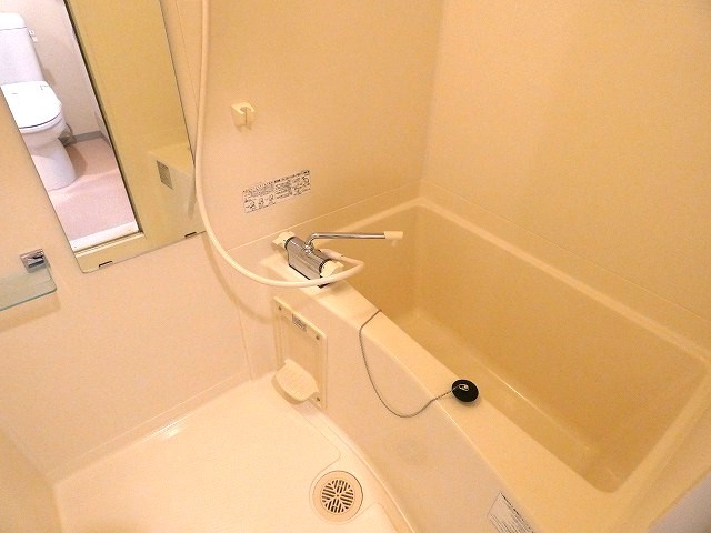 バス・シャワールーム　バス※別部屋参考写真