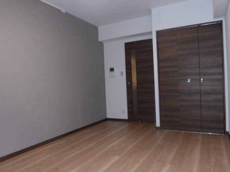 居室・リビング　別部屋の画像を使用しております。
