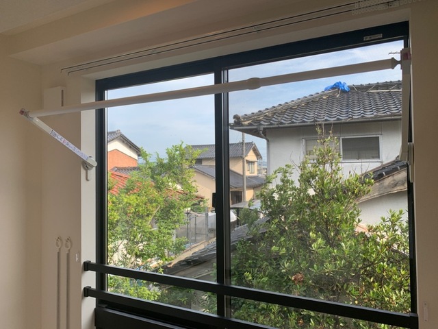 その他設備　室内物干し竿