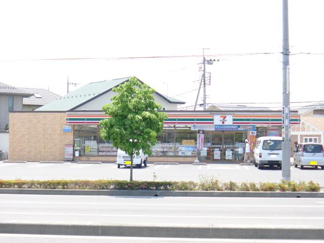 コンビニ　セブンイレブン宇都宮平松本町店（コンビニ）まで706m