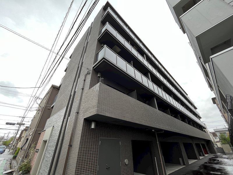 クレヴィスタ横浜大口の外観写真