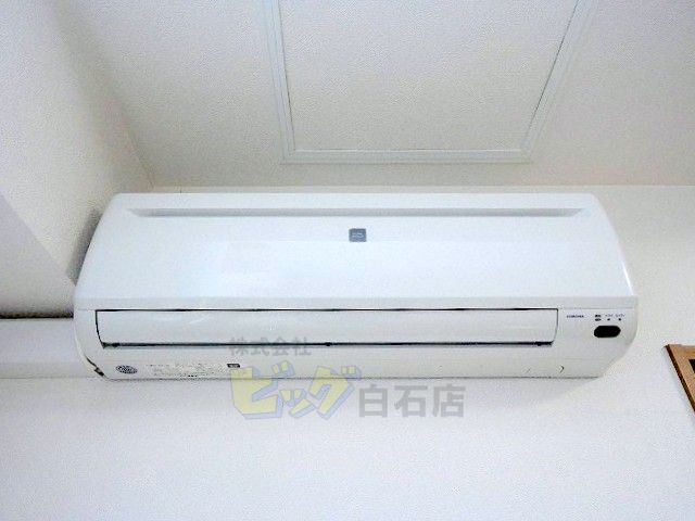 その他設備　夏も快適なエアコン付きです♪