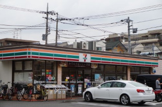 コンビニ　セブンイレブン 川崎下小田中店（コンビニ）まで13m